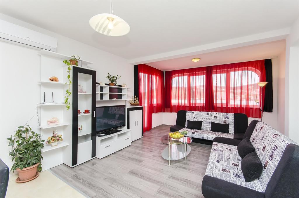 Apartments Branka Trogir Luaran gambar