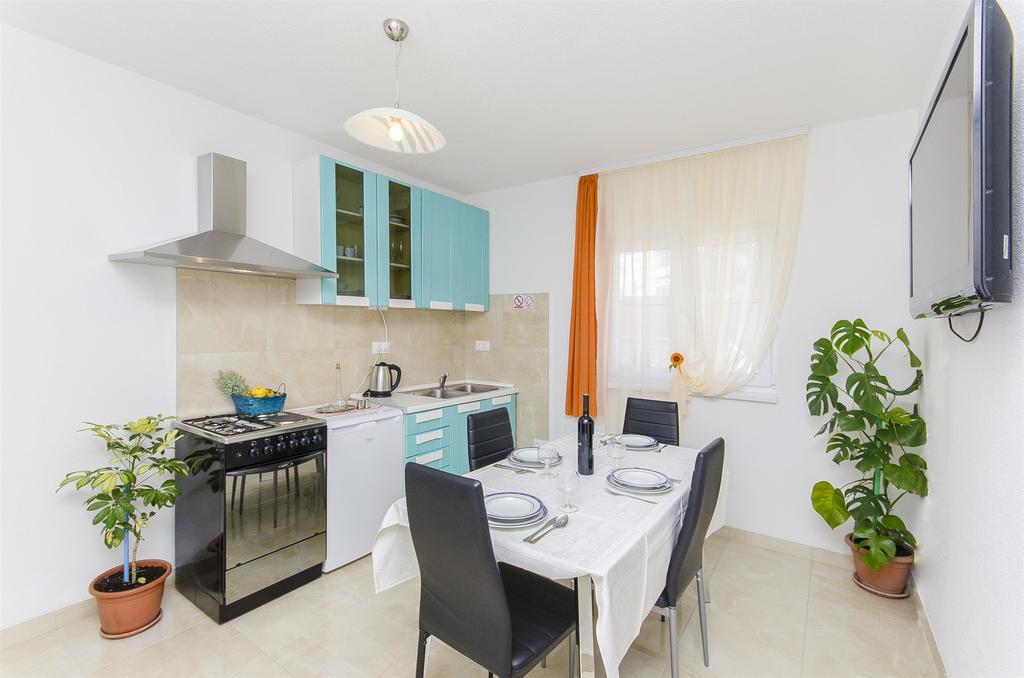 Apartments Branka Trogir Luaran gambar