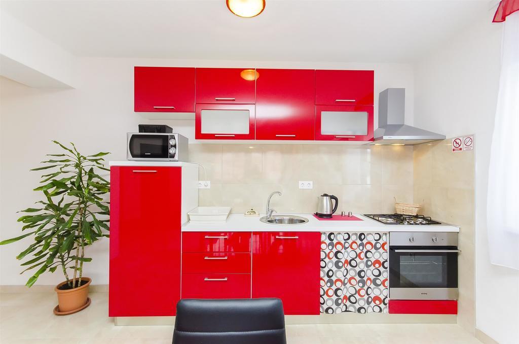Apartments Branka Trogir Luaran gambar