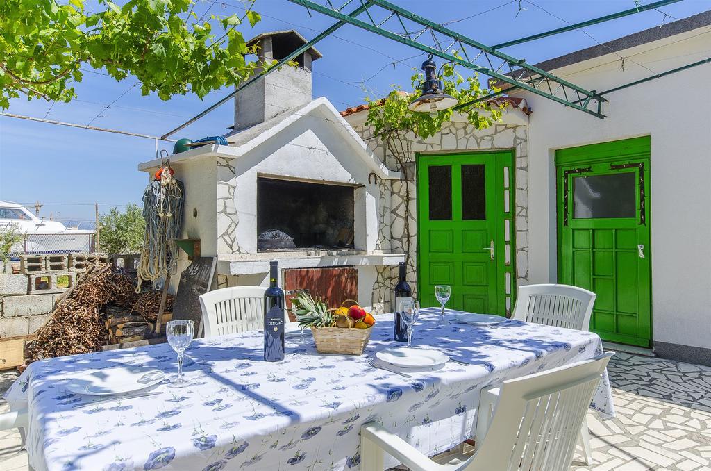 Apartments Branka Trogir Luaran gambar