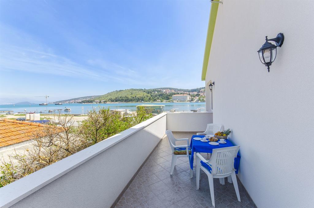 Apartments Branka Trogir Luaran gambar