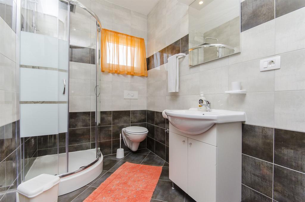 Apartments Branka Trogir Luaran gambar