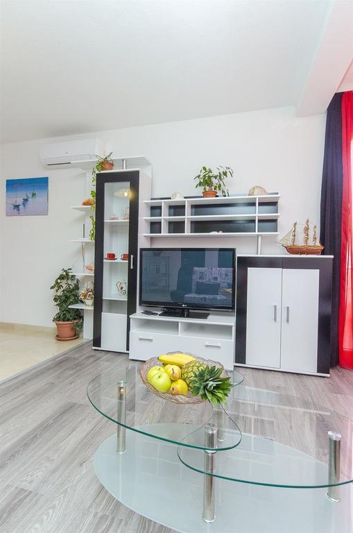 Apartments Branka Trogir Luaran gambar