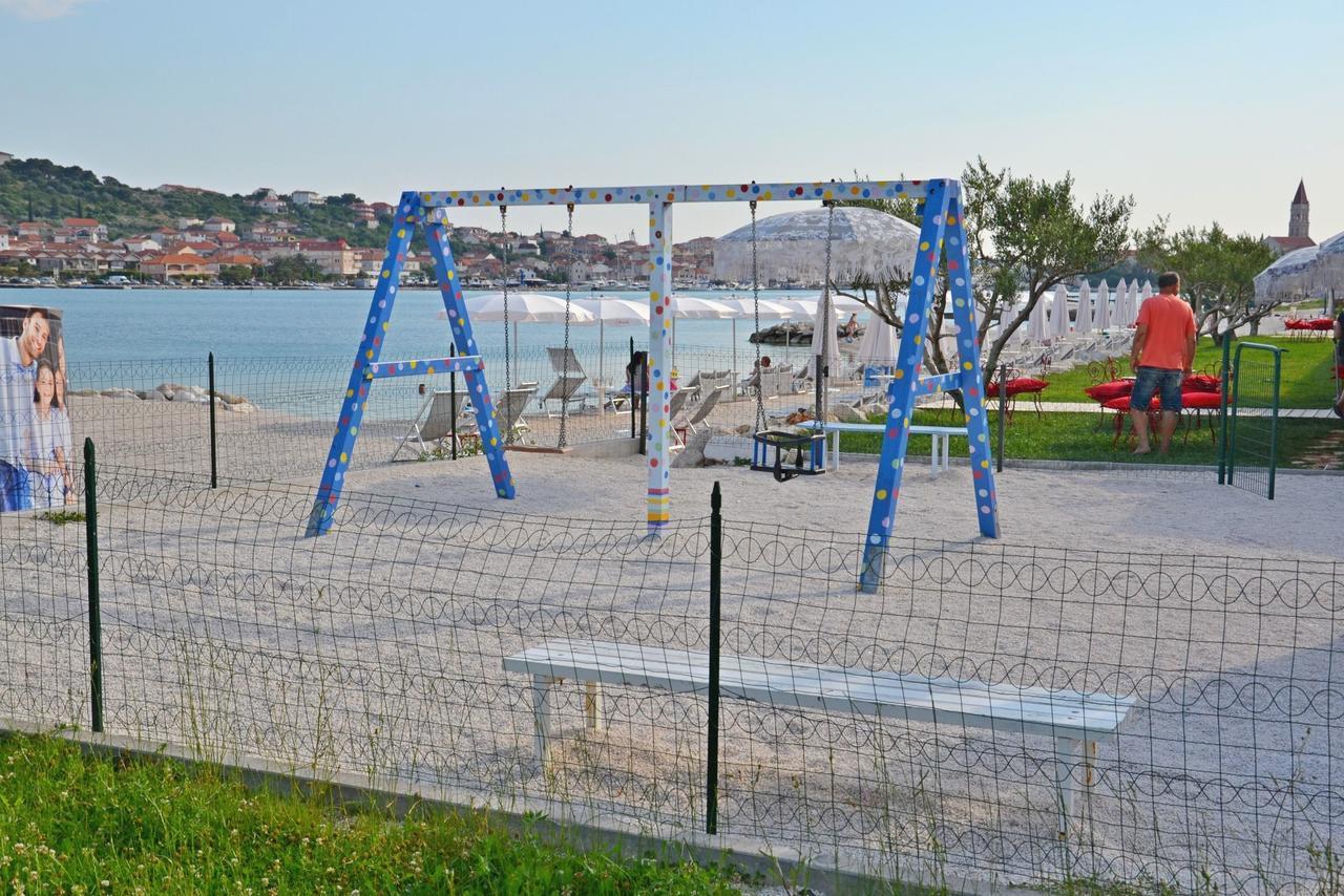 Apartments Branka Trogir Luaran gambar